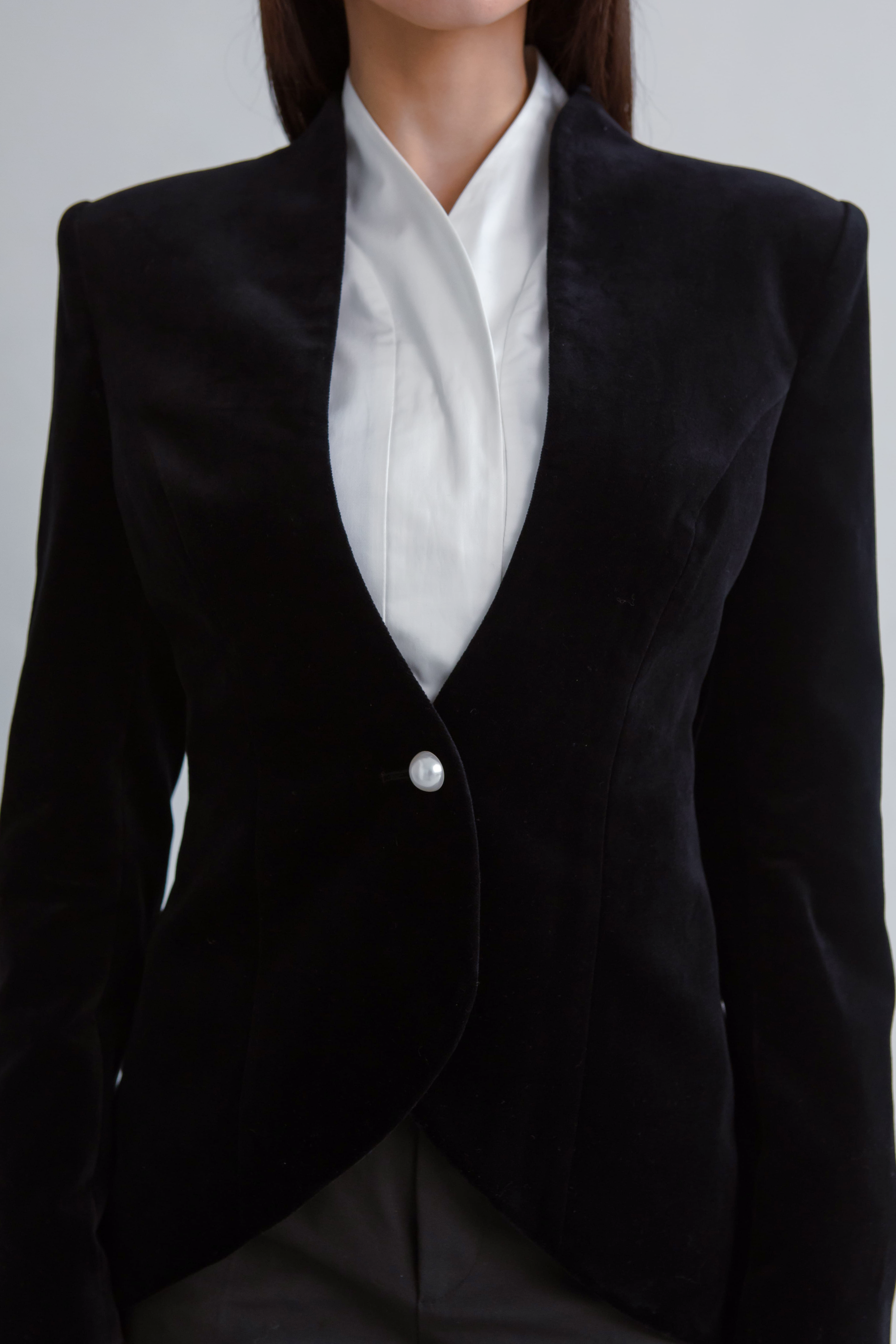 Pearl Velvet Blazer