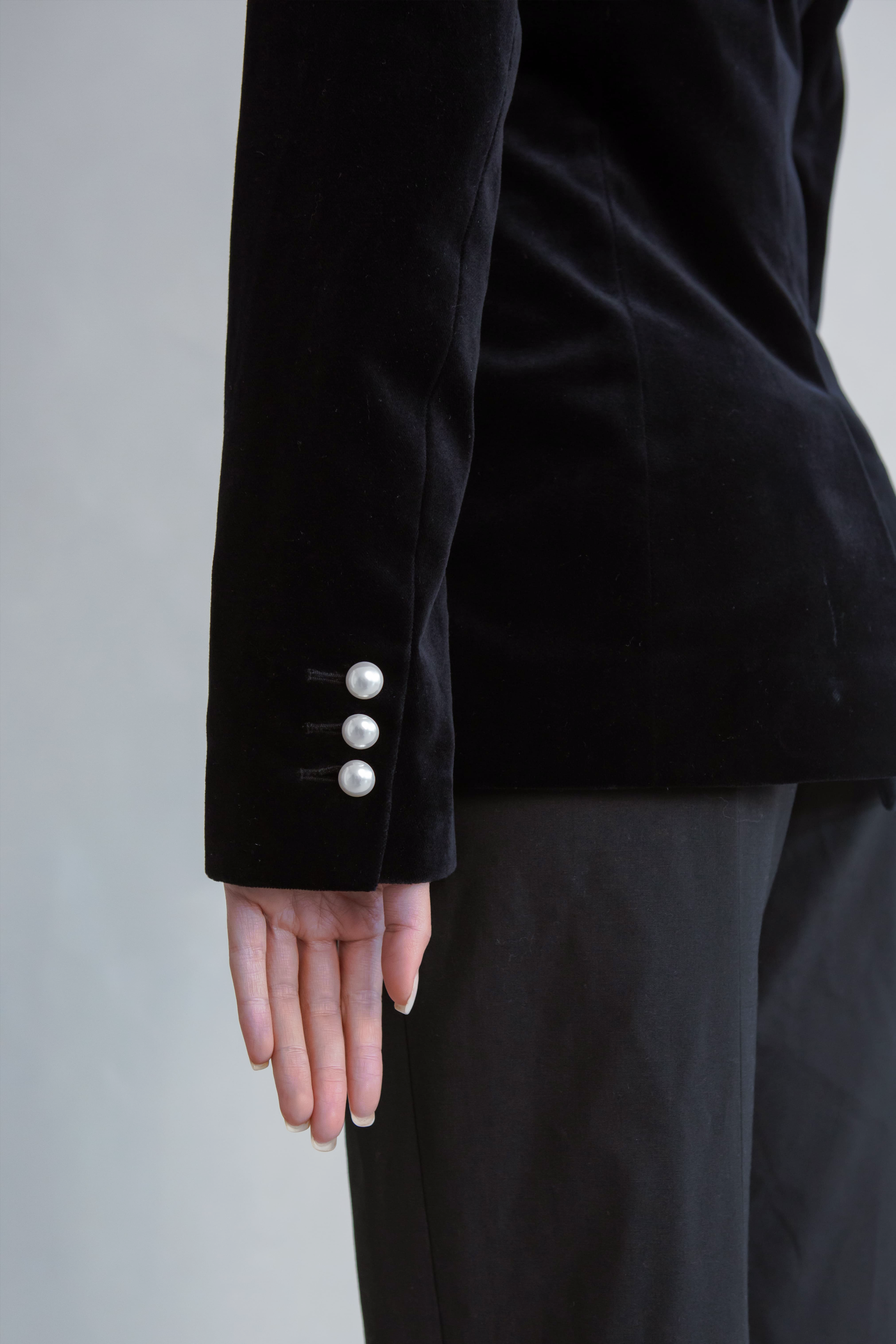 Pearl Velvet Blazer
